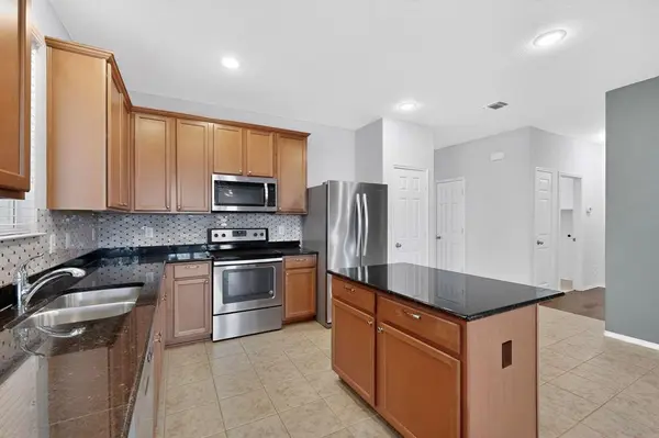 2409 Buelingo Lane, Fort Worth, TX 76131