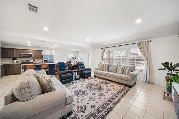 1536 Owen Way, Waxahachie, TX 75165