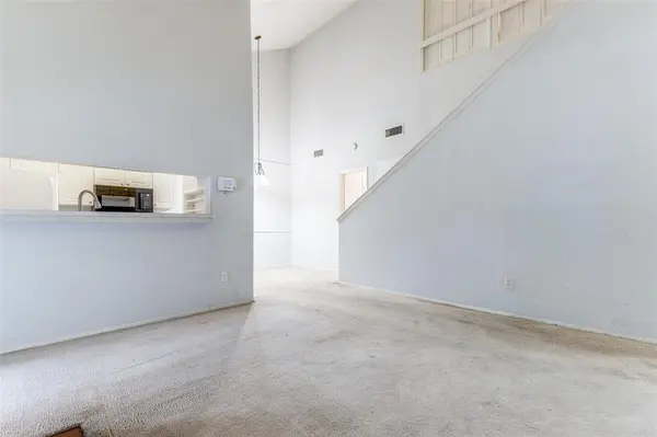 5981 Arapaho #1106, Dallas, TX 75248