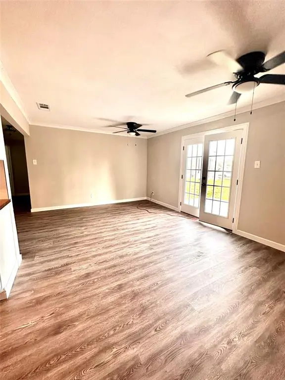 1322 Shorecrest Drive, Garland, TX 75040