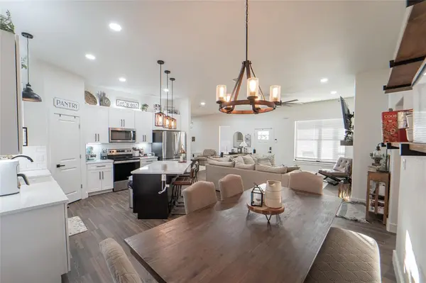 335 Brazos West Drive, Mineral Wells, TX 76067