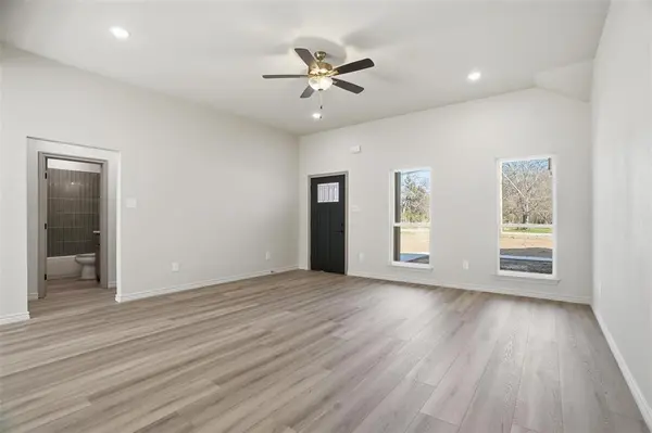 103 N Peverly Street, Whitney, TX 76692