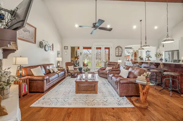 10008 Orchards Boulevard, Cleburne, TX 76033