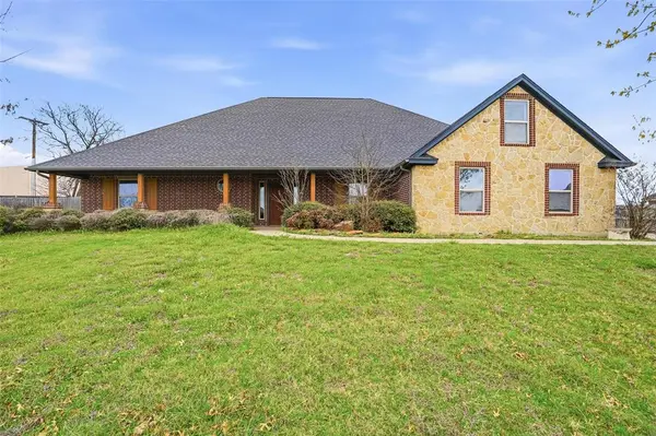 1412 Wedgewood Drive, Cleburne, TX 76033