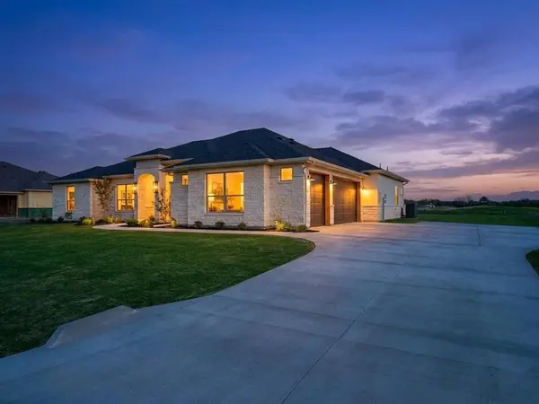 103 Eagle Court, Glen Rose, TX 76077