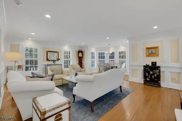 1 Murray Hill Sq #1, New Providence Boro, NJ 07974