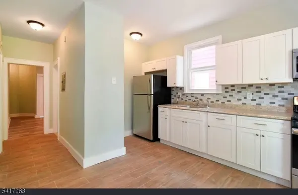 231 Wainwright St, Newark City, NJ 07112