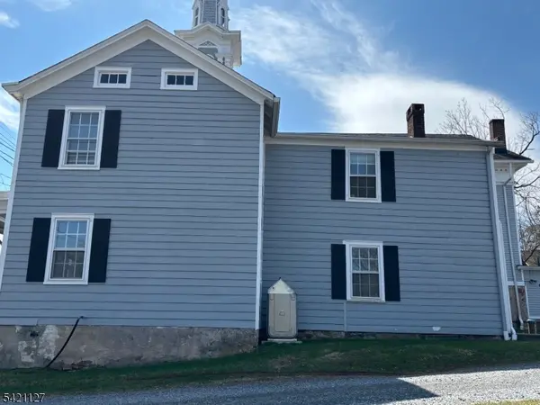 43 Old Turnpike Rd, Tewksbury Twp., NJ 08858