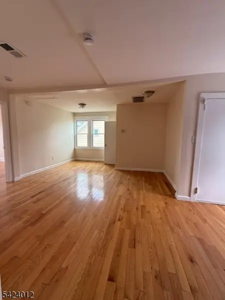 219 Renner Ave, Newark City, NJ 07112