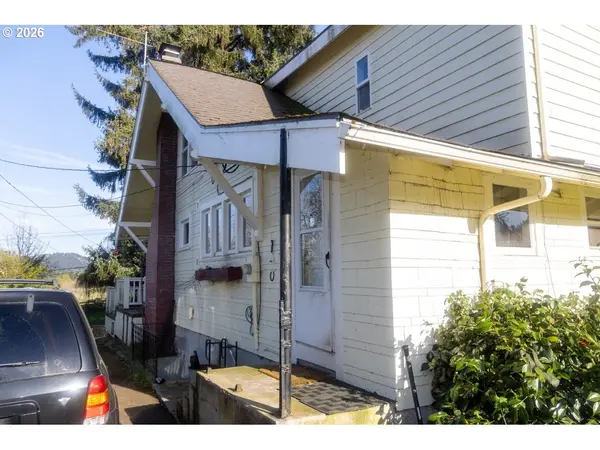 7801 SE 162ND AVE, Portland, OR 97236