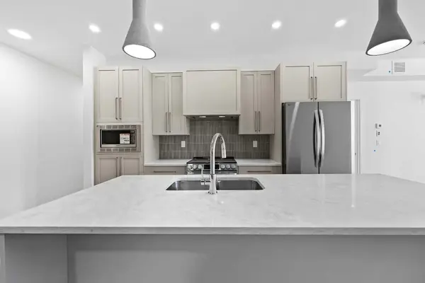 520 Reynolds AVE SW #1116, Airdrie, AB T4B 5X9