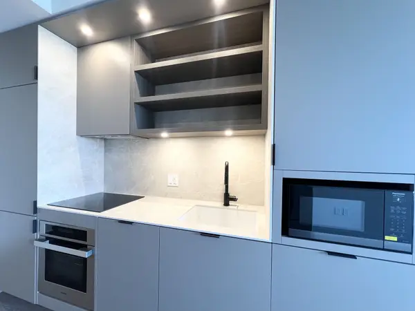 55 Charles ST E #2601, Toronto C08, ON M4Y 0J1