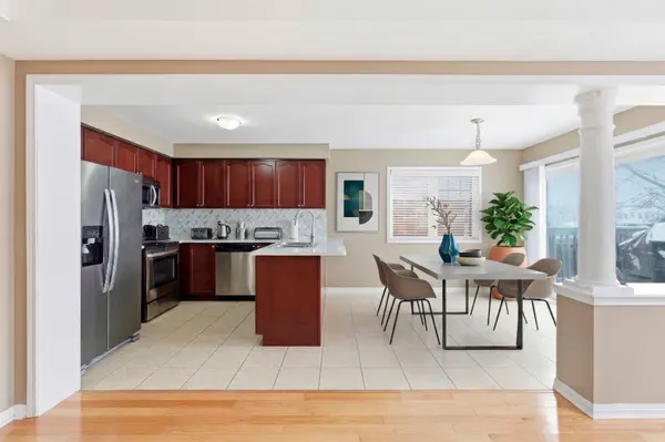 40 Cliff Gunn RD, Newmarket, ON L3X 3J8