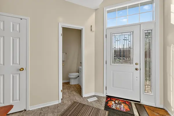 124 Tunbridge RD, Barrie, ON L4M 6T1