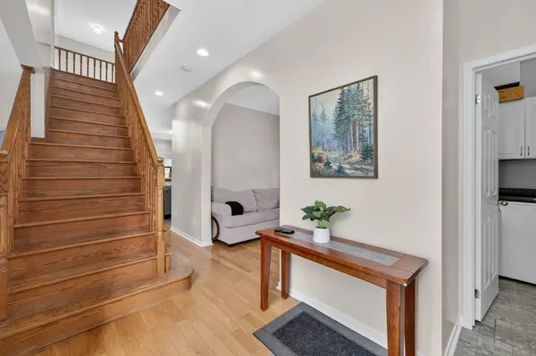 124 Tunbridge RD, Barrie, ON L4M 6T1