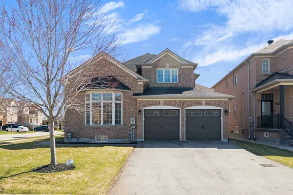 52 Goreridge CRES, Brampton, ON L6P 1P1