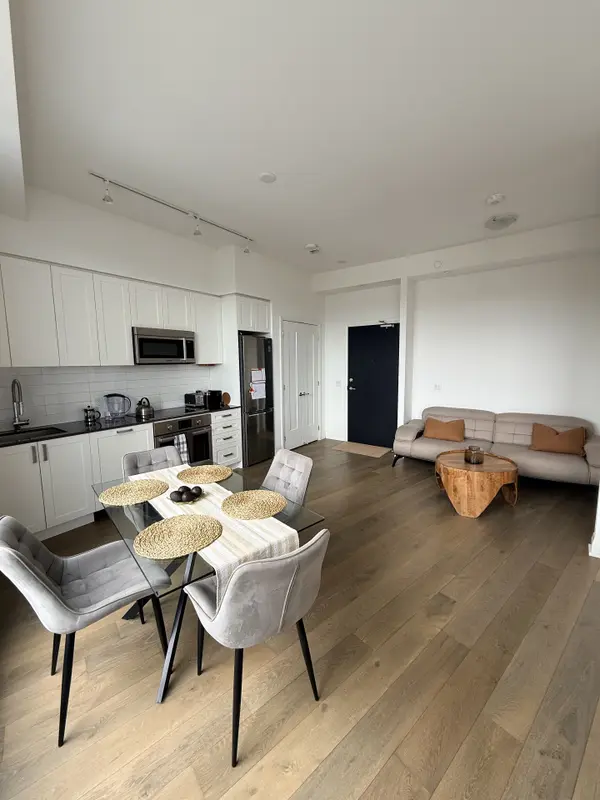 293 The Kingsway N/A #702, Toronto W08, ON M9A 0E8