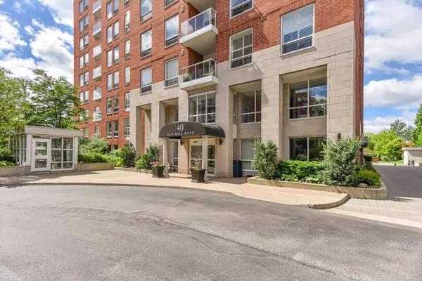 40 Old Mill RD #804, Oakville, ON L6J 7W2