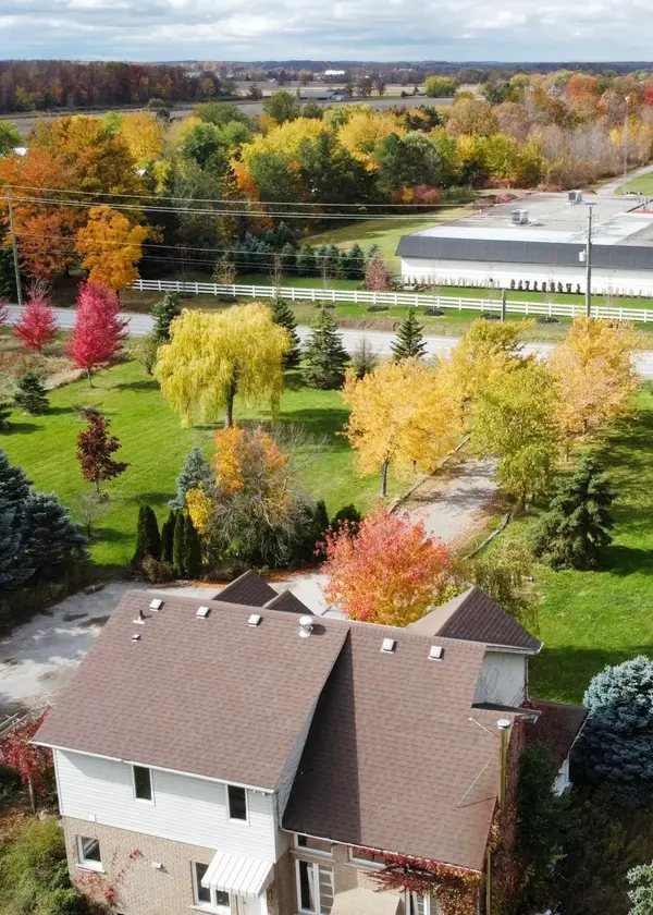 195 Woolverton RD, Grimsby, ON L3M 4E7