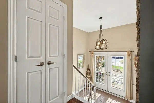 86 Waterford DR, Erin, ON N0B 1T0