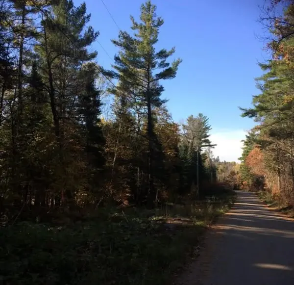 1301 Upper Spruce Hedge RD, Greater Madawaska, ON K0J 1G0