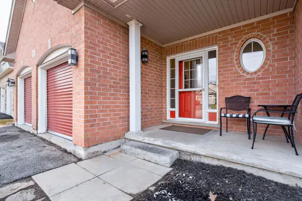 10 Springbank RD, Kawartha Lakes, ON K0L 2W0