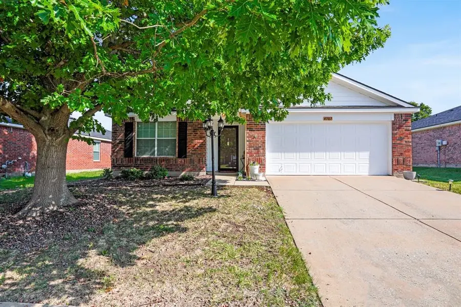 4507 Falcon Drive, Sherman, TX 75092