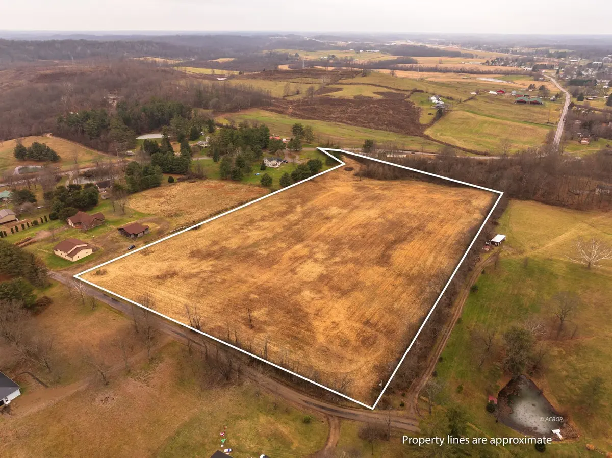 Hebbardsville Rd, Albany, OH 45710