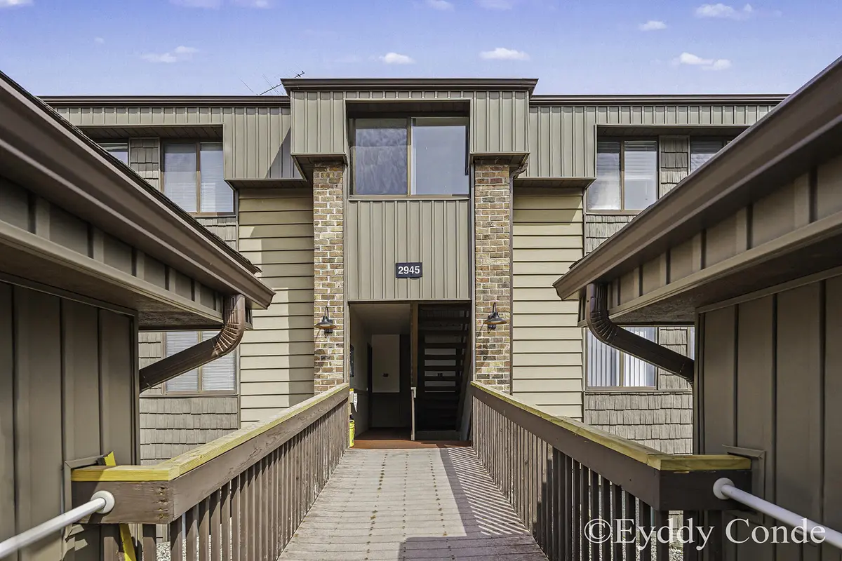2945 Byron Center AVE SW #E, City Of Wyoming, MI 49519