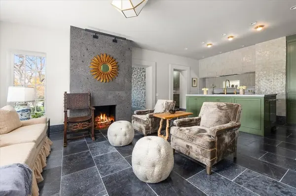 4259 Crestline Road, Fort Worth, TX 76107