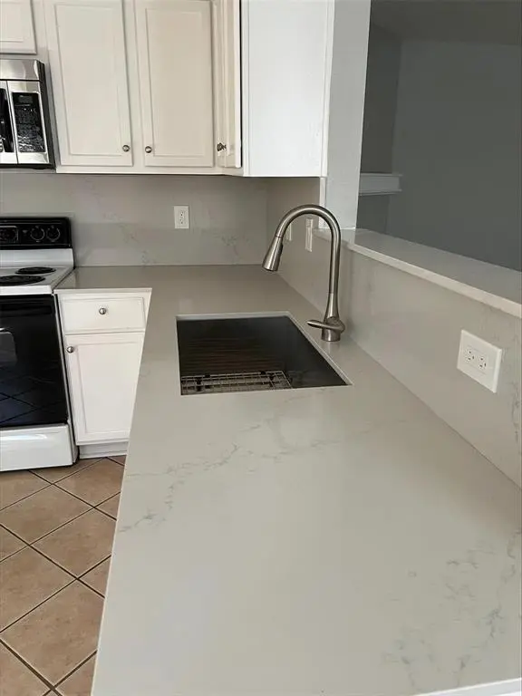 2712 Lazy Oak Drive, Little Elm, TX 75068