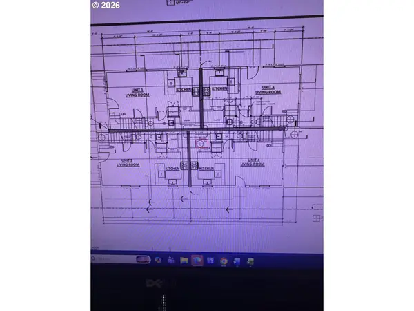 2020 SE 34TH AVE, Portland, OR 97214