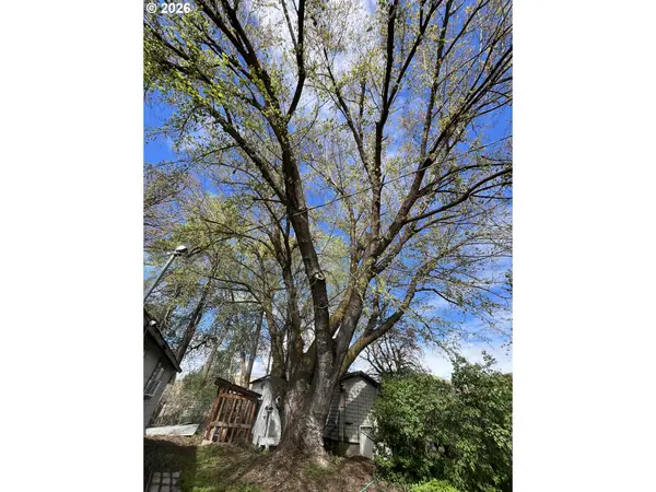 82807 HIGHWAY 216, Tygh Valley, OR 97063