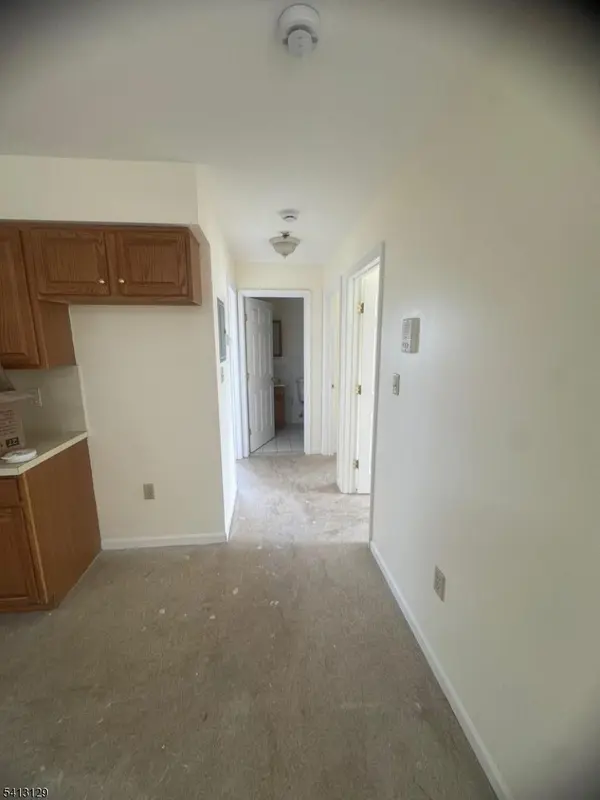 600 Fulton St #301, Elizabeth City, NJ 07206