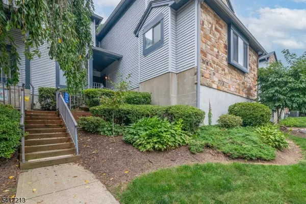 70 Overlook Dr, Independence Twp., NJ 07840