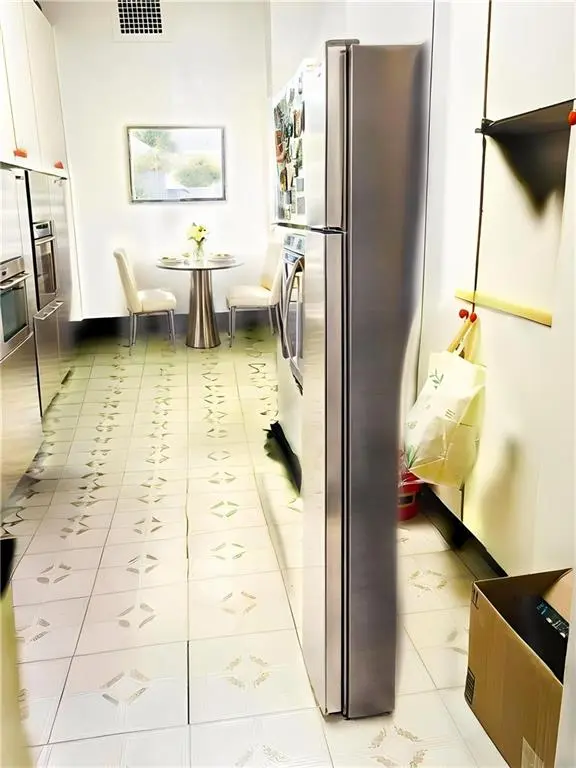 35 Seacoast TER #6T, Brooklyn, NY 11235