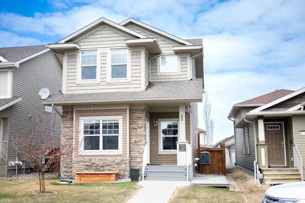 406 Twinriver RD W, Lethbridge, AB T1J 4C8