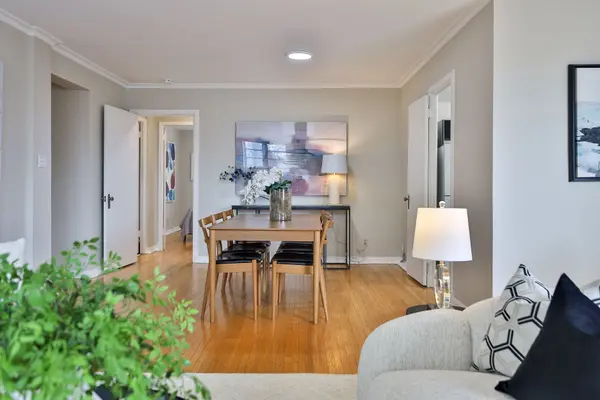 707 Eglinton AVE W #201, Toronto C03, ON M5N 1C8