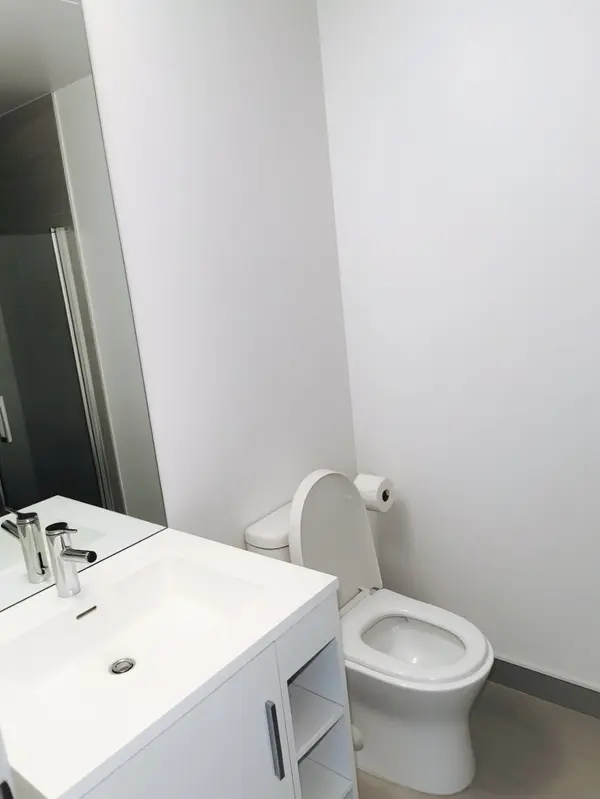 634 CHURCH ST W #1806, Toronto C08, ON M4Y 0G9