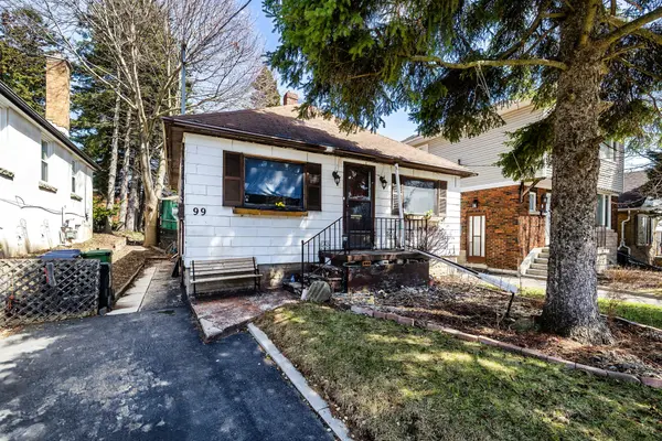 99 Eastville AVE, Toronto E08, ON M1M 2N8