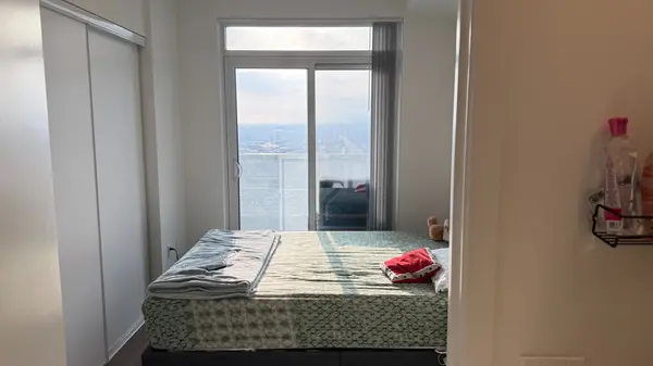 225 Commerce ST #3006, Vaughan, ON L4K 0R1