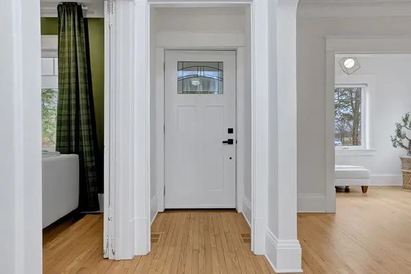 824 Fisher AVE, Carlington - Central Park, ON K1Z 6P2