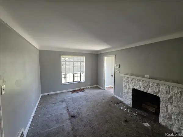 9103 Manor ST, Detroit, MI 48204