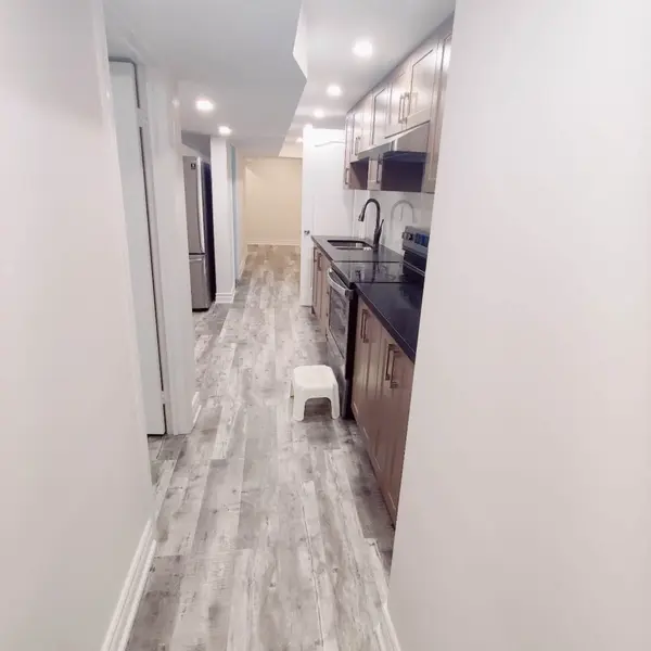 217 Badessa CIR, Vaughan, ON L4J 6C9