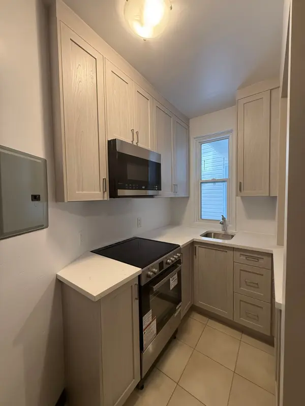 138 Second AVE, Glebe - Ottawa East And Area, ON K1S 2H5