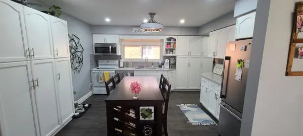 91 VICTORA RD N, Guelph, ON N1E 5G9