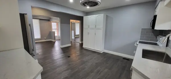 91 VICTORA RD N, Guelph, ON N1E 5G9