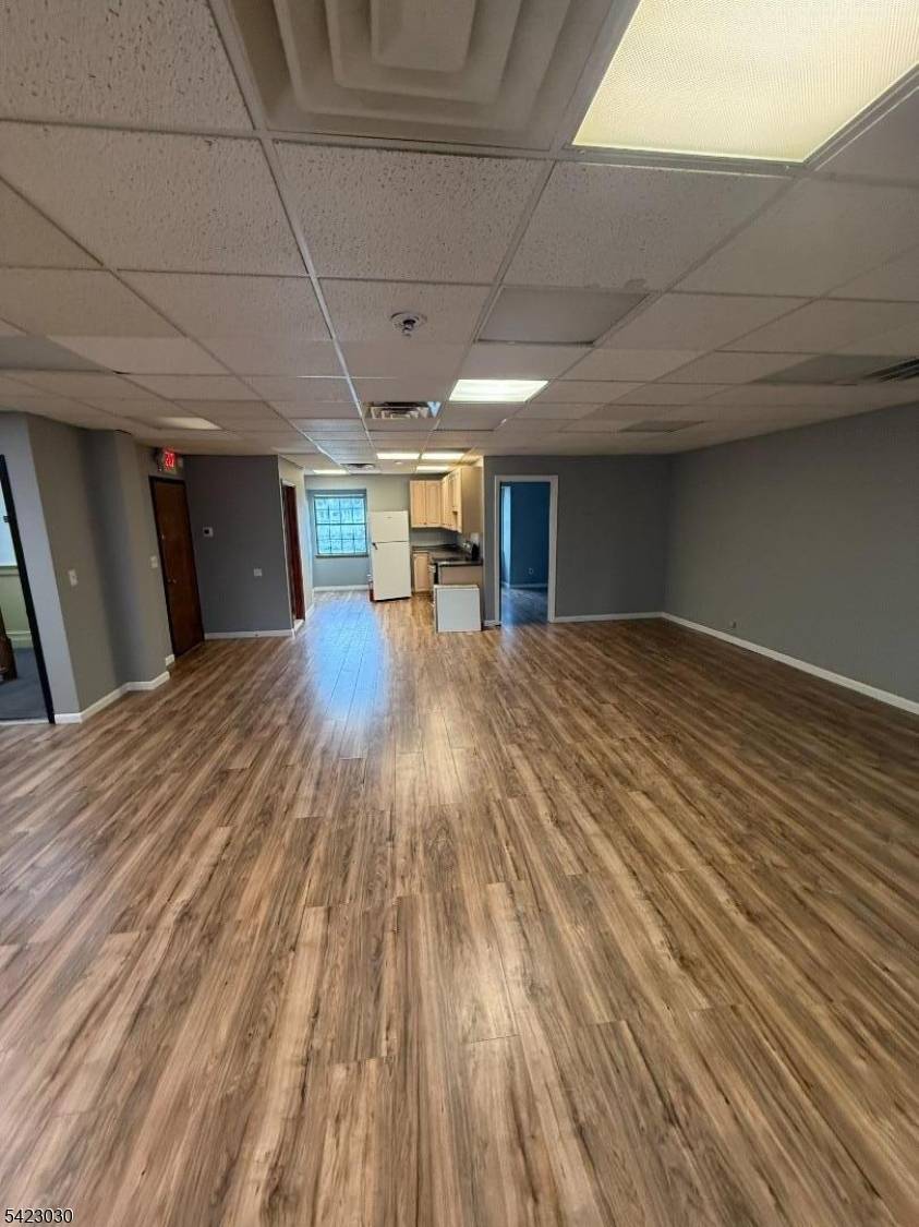 350 Sparta Ave #B4, Sparta Twp., NJ 07871