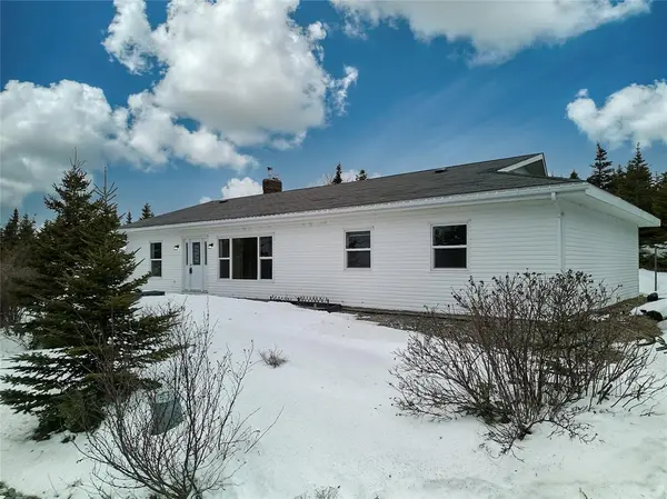 26 Drovers Road, Paradise, NL A1L 1S4