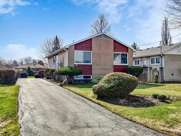 26 Carlyle CRES, Brampton, ON L6W 2Z1